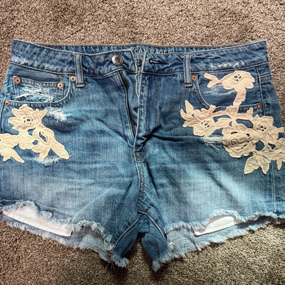 American Eagle Outfitters High Rise Jean Shorts with Cream Floral Embroidery